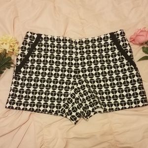 Cool geometric shorts